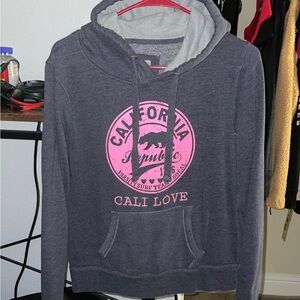 Vintage Woman’s Cali Republic Hoodie